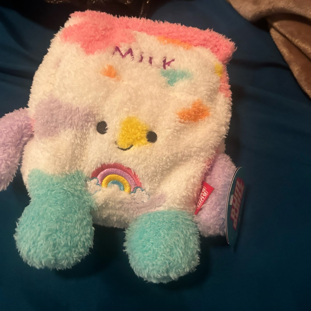Bumbumz Charlotte rainbow milk carton